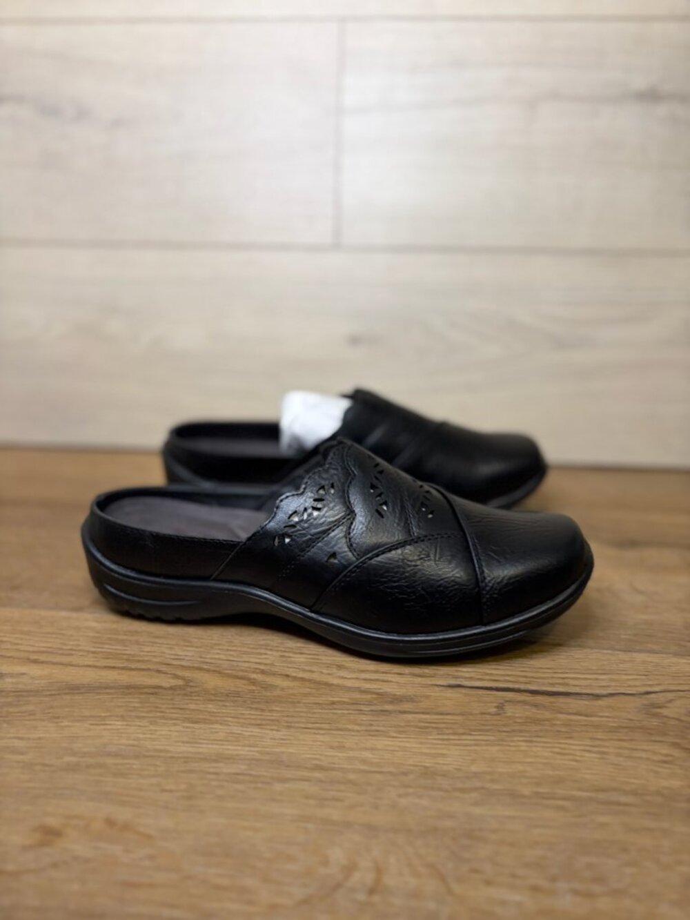 Easy Street Women's Forever Mule shoes Black 10W